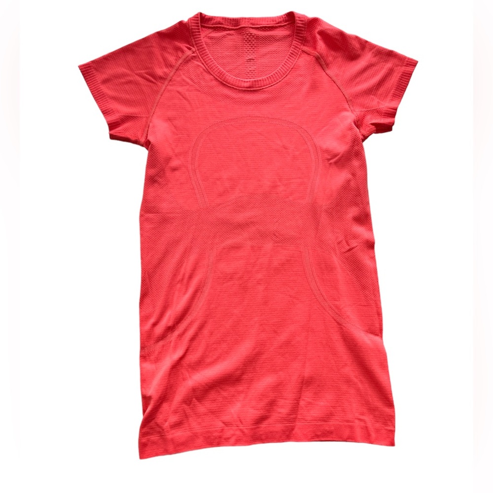 Lululemon Swiftly Tech Short Sleeve Top in Orange Flash